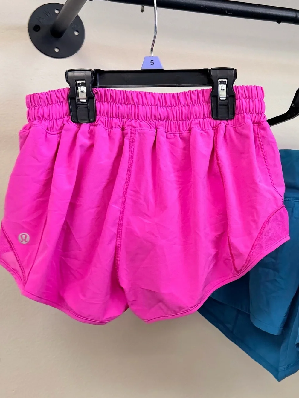 lululemon athletica Women’s Hot Pink & Teal Athletic Shorts